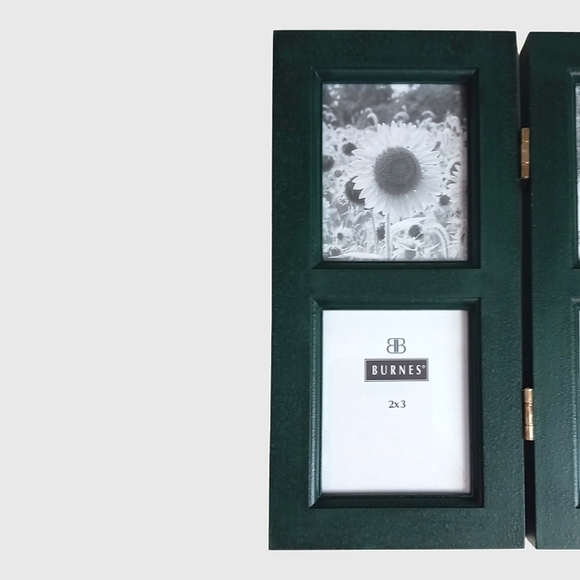 Vintage Burnes Dark Green Wooden Open Book Frame NWTs - Picture 5 of 9